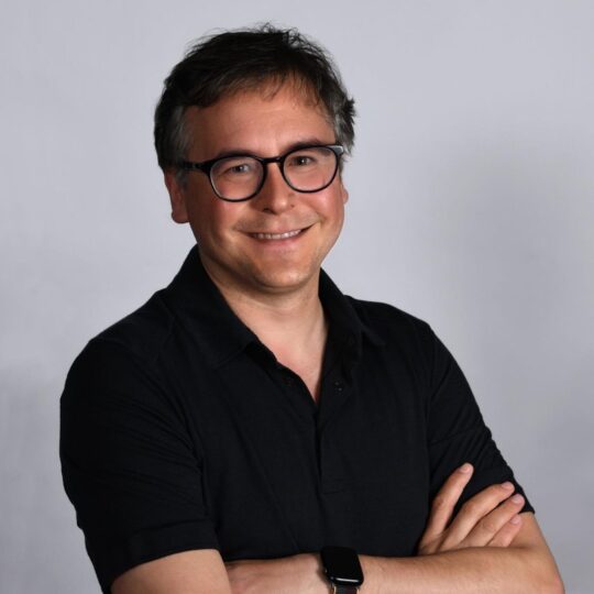 Luis Ceze headshot